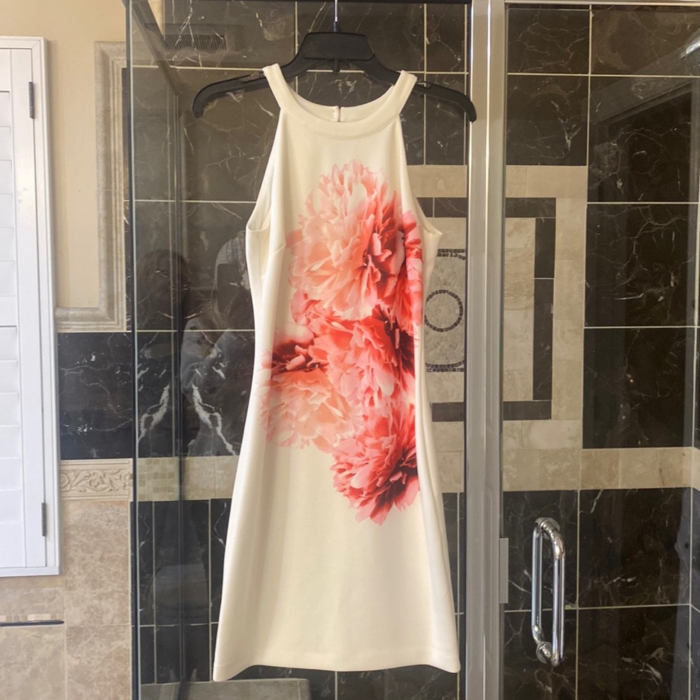 GUESS summer/cocktail dress. SIZE 2. Great condition!!